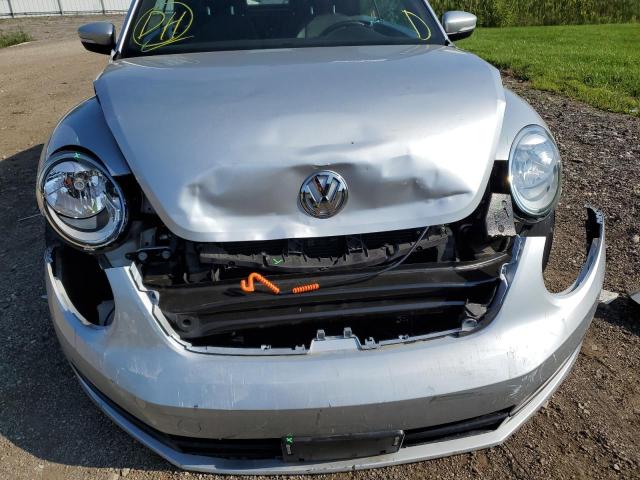 Photo 9 from auction – 2014 VOLKSWAGEN BEETLE with VIN 3VW507AT8EM814213