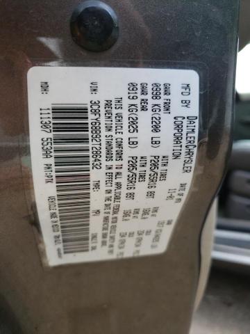 Photo 10 from auction – 2002 CHRYSLER PT CRUISER with VIN 3C8FY68B92T286432
