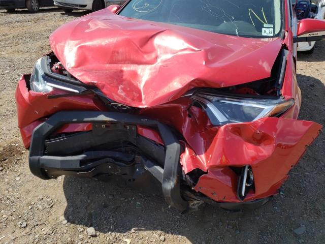 Photo 9 from auction – 2017 TOYOTA RAV4 with VIN 2T3RFREV3HW693183