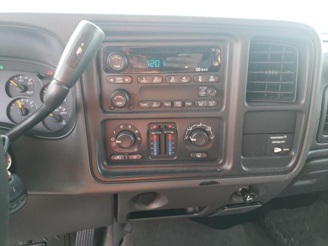 Photo 9 from auction – 2003 CHEVROLET SILVERADO with VIN 1GCEK19T03Z188862