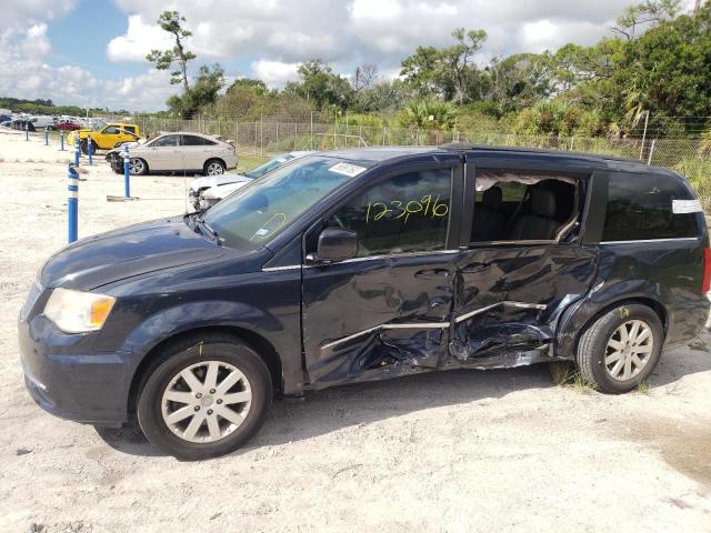 Photo 9 from auction – 2014 CHRYSLER TOWN & COU with VIN 2C4RC1BG3ER148980
