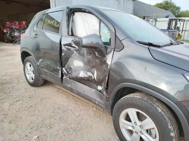 Photo 9 from auction – 2020 CHEVROLET TRAX LS with VIN 3GNCJNSB9LL219026