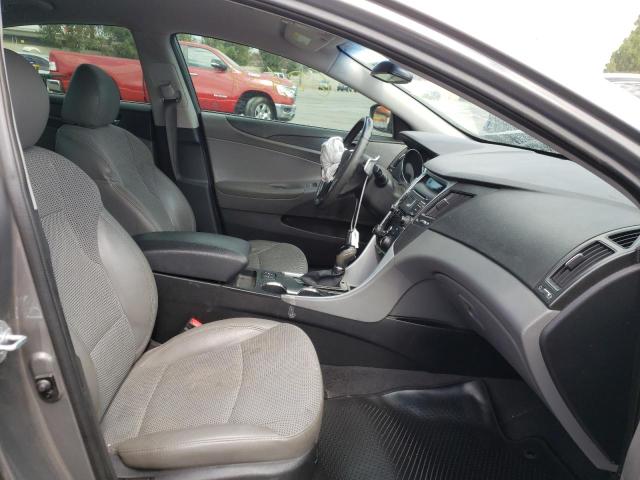 Photo 5 from auction – 2013 HYUNDAI SONATA SE with VIN 5NPEC4AC6DH762058