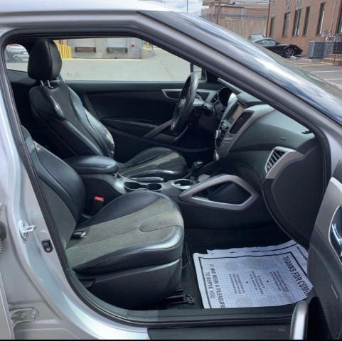 Photo 5 from auction – 2012 HYUNDAI VELOSTER with VIN KMHTC6AD5CU030967