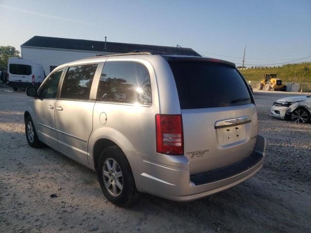 Photo 3 from auction – 2010 CHRYSLER TOWN & COU with VIN 2A4RR5D13AR183747