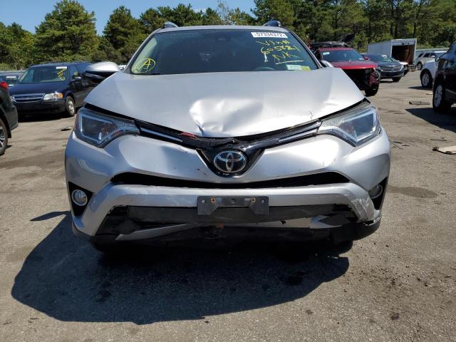 Photo 7 from auction – 2017 TOYOTA RAV4 XLE with VIN 2T3RFREV9HW605821