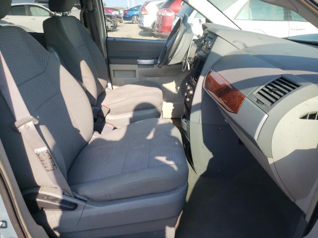 Photo 5 from auction – 2008 CHRYSLER TOWN & COU with VIN 2A8HR54P38R697350