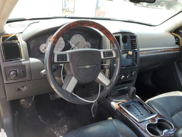 Photo 9 from auction – 2009 CHRYSLER 300C with VIN 2C3KA63T69H580902