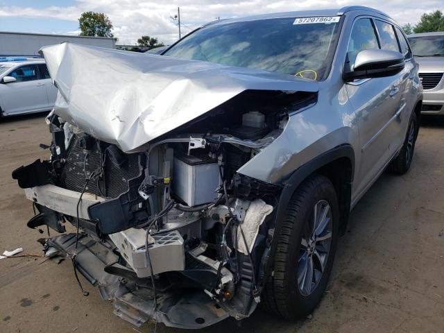 Photo 2 from auction – 2017 TOYOTA HIGHLANDER with VIN 5TDJZRFH4HS467507