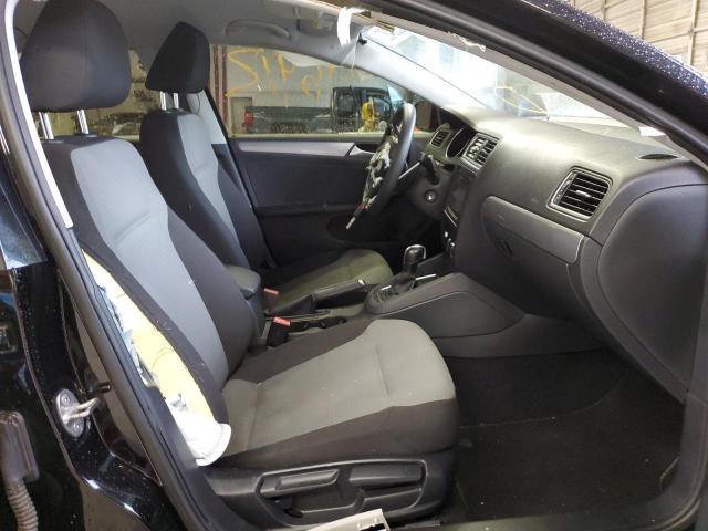 Photo 5 from auction – 2018 VOLKSWAGEN JETTA S with VIN 3VW2B7AJ4JM222099