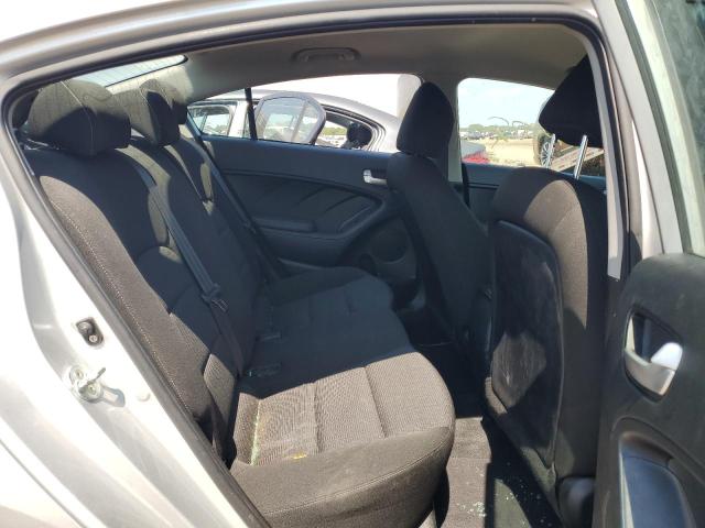 Photo 6 from auction – 2018 KIA FORTE LX with VIN 3KPFK4A75JE167857