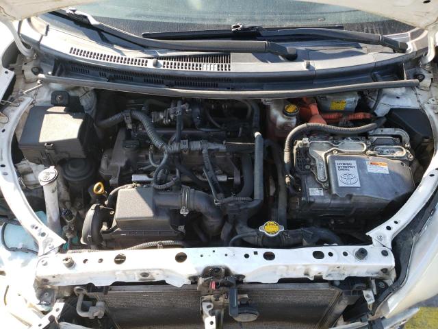 Photo 7 from auction – 2013 TOYOTA PRIUS C with VIN JTDKDTB31D1544769