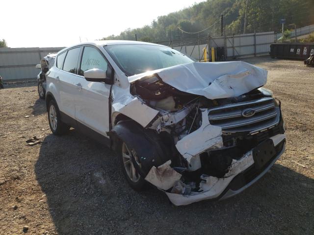 FORD ESCAPE SE 2017 with VIN 1FMCU9GD3HUD78182 - Photo from auction
