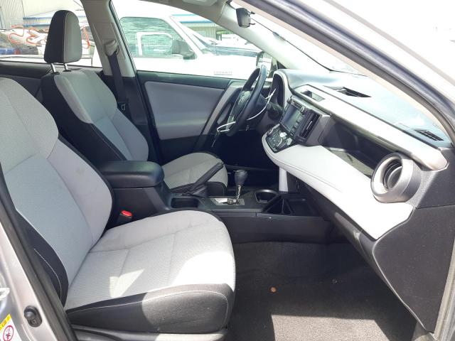 Photo 5 from auction – 2017 TOYOTA RAV4 XLE with VIN 2T3RFREVXHW566365