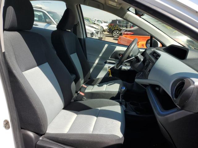 Photo 5 from auction – 2012 TOYOTA PRIUS C with VIN JTDKDTB35C1005442