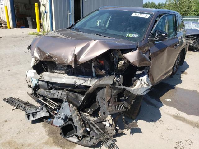 Photo 2 from auction – 2017 TOYOTA HIGHLANDER with VIN 5TDJZRFH2HS388594