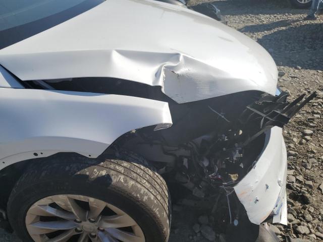 Photo 10 from auction – 2016 TESLA MODEL X with VIN 5YJXCAE24GF017434