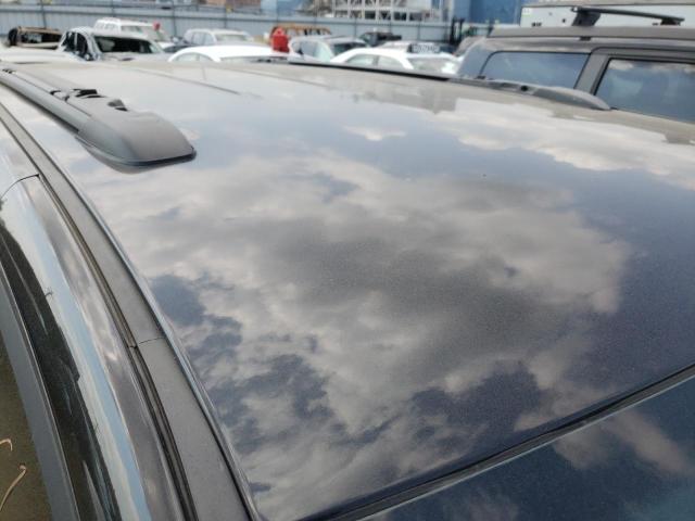 Photo 9 from auction – 2016 CHRYSLER TOWN & COU with VIN 2C4RC1CG2GR118967