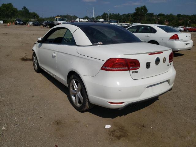 Photo 3 from auction – 2012 VOLKSWAGEN EOS LUX with VIN WVWFW7AH6CV006057
