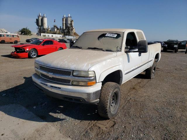 Photo 2 from auction – 2000 CHEVROLET SILV2500 2 with VIN 1GCGK29U7YE362870