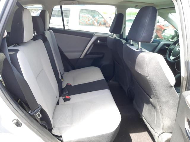 Photo 6 from auction – 2017 TOYOTA RAV4 XLE with VIN 2T3RFREVXHW566365