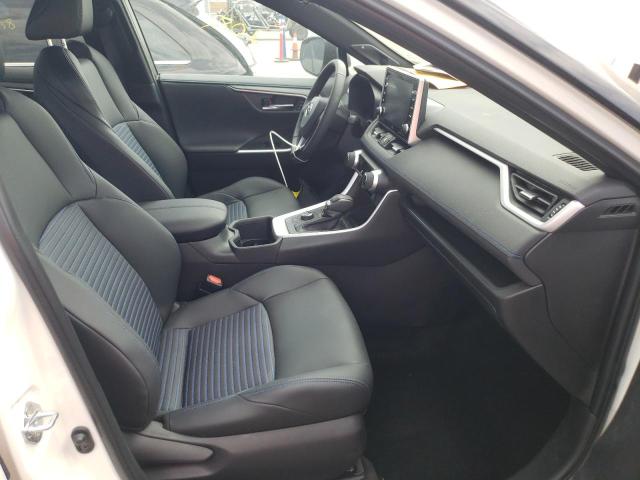 Photo 5 from auction – 2022 TOYOTA RAV4 XSE with VIN 4T3E6RFV1NU075482