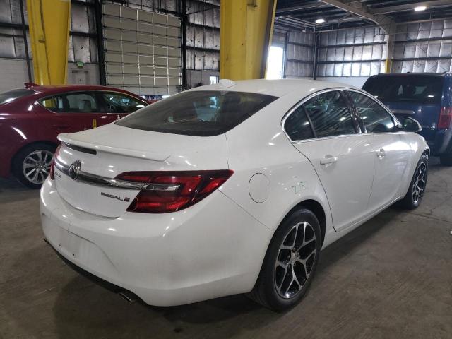 Photo 4 from auction – 2017 BUICK REGAL SPOR with VIN 2G4GL5EX4H9135312
