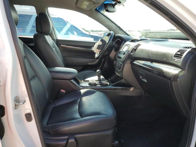 Photo 5 from auction – 2014 KIA SORENTO LX with VIN 5XYKT3A67EG536109