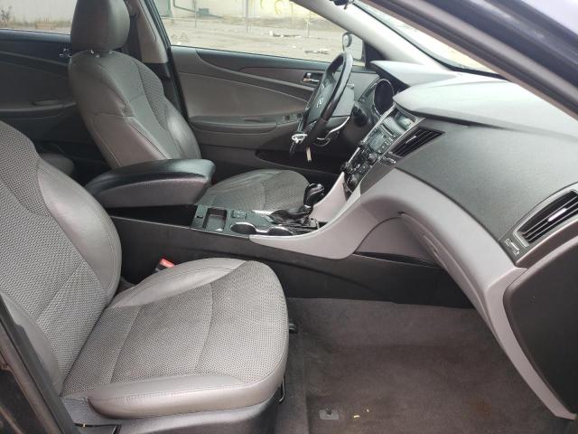 Photo 5 from auction – 2013 HYUNDAI SONATA SE with VIN 5NPEC4AC2DH765197