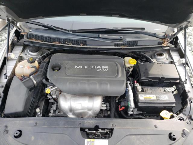 Photo 7 from auction – 2016 CHRYSLER 200 LIMITE with VIN 1C3CCCAB6GN130288
