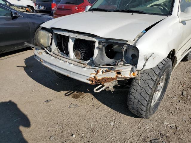 Photo 10 from auction – 2003 CHEVROLET TRACKER LT with VIN 2CNBJ634436916355