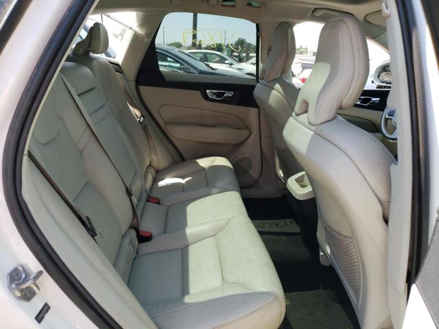 Photo 6 from auction – 2019 VOLVO XC60 T5 MO with VIN LYV102DK7KB227719