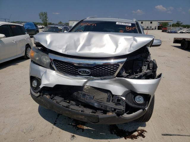 Photo 9 from auction – 2011 KIA SORENTO BA with VIN 5XYKTCA10BG182871