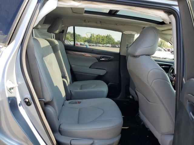 Photo 6 from auction – 2021 TOYOTA HIGHLANDER with VIN 5TDEBRCH3MS043921