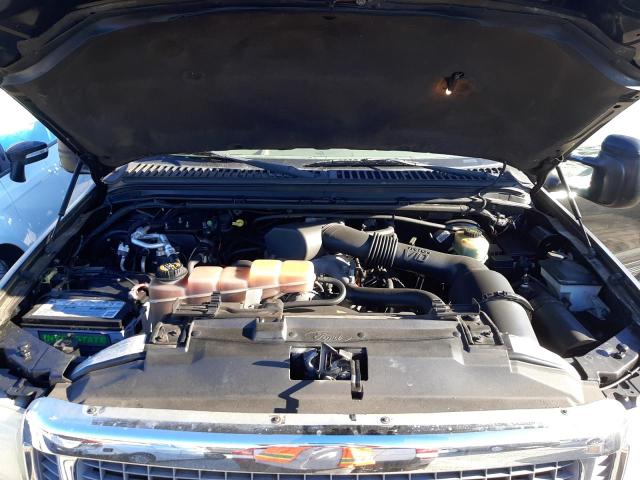 Photo 7 from auction – 2001 FORD EXCURSION with VIN 1FMNU43S81EA39773