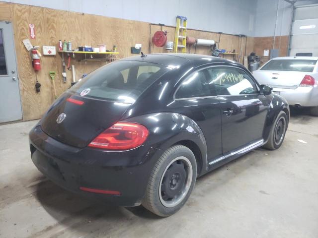 Photo 4 from auction – 2012 VOLKSWAGEN BEETLE with VIN 3VWJP7AT3CM618364