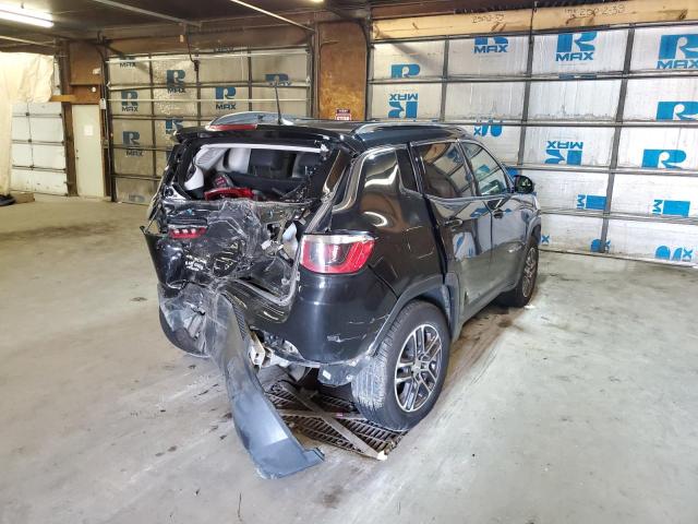 Photo 4 from auction – 2017 JEEP COMPASS LA with VIN 3C4NJDBBXHT692470