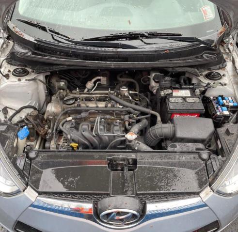Zdjęcie 7 z aukcji – 2012 HYUNDAI VELOSTER z VIN KMHTC6AD5CU030967