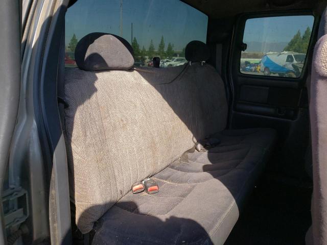 Photo 6 from auction – 2002 CHEVROLET SILVERADO with VIN 2GCEC19T421123288
