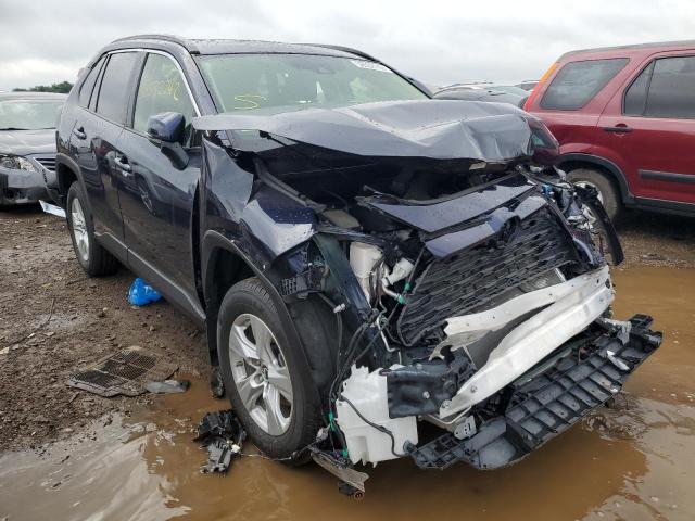 TOYOTA RAV4 XLE 2019 with VIN JTMP1RFV3KD036408 - Photo from auction