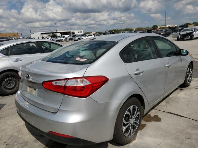 Photo 4 from auction – 2015 KIA FORTE LX with VIN KNAFX4A6XF5261418