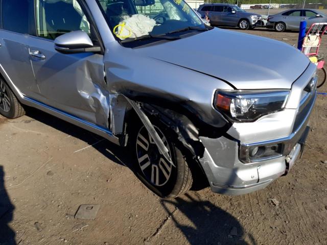 Photo 9 from auction – 2018 TOYOTA 4RUNNER SR with VIN JTEBU5JR8J5552174