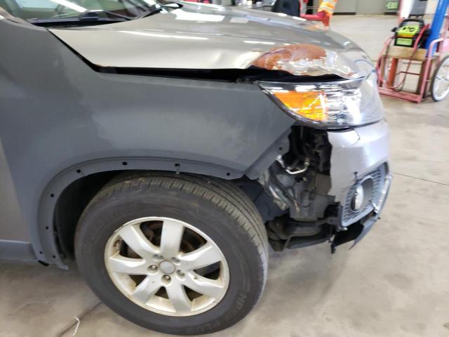 Photo 9 from auction – 2012 KIA SORENTO BA with VIN 5XYKT3A65CG247310