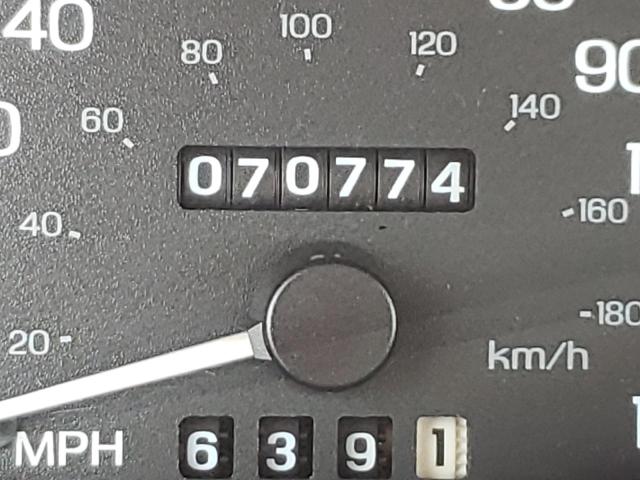 Photo 8 from auction – 2002 FORD ESCORT ZX2 with VIN 3FAFP11312R212581