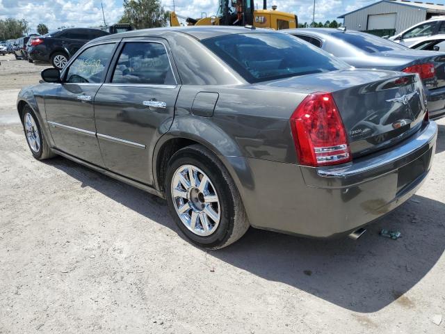Photo 3 from auction – 2009 CHRYSLER 300C with VIN 2C3KA63T69H580902