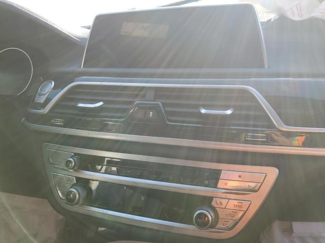 Photo 9 from auction – 2019 BMW 740 XI with VIN WBA7E4C59KGV28707