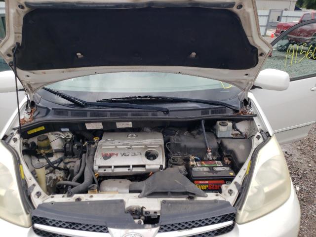Photo 7 from auction – 2004 TOYOTA SIENNA XLE with VIN 5TDZA22C84S019034