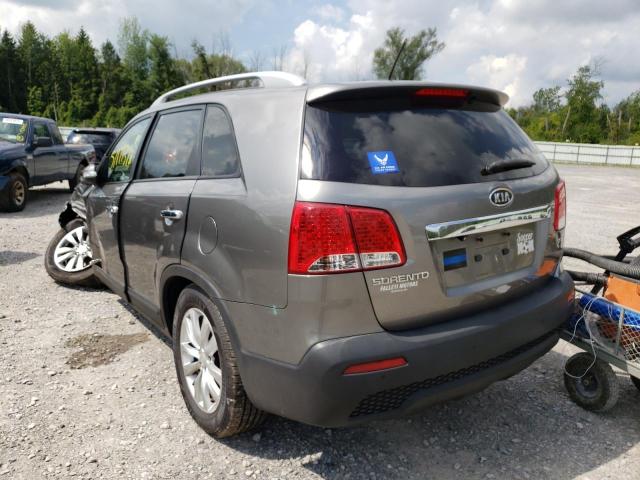 Photo 3 from auction – 2017 KIA SORENTO EX with VIN 5XYKUDA29BG039929