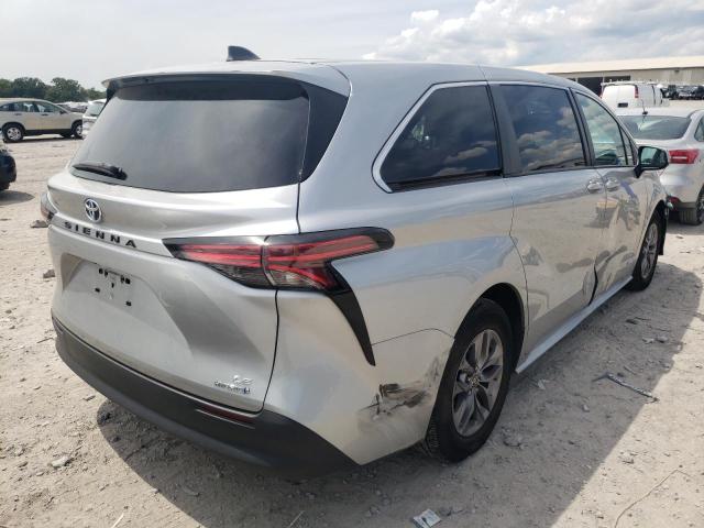 Photo 4 from auction – 2021 TOYOTA SIENNA LE with VIN 5TDKRKEC2MS043853