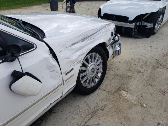 Photo 9 from auction – 2011 MERCURY GRAND MARQ with VIN 2MEBM7FV5BX607782